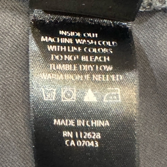 Max Jeans Dark Gray vest chic layering open front waist tie, in size small - Picture 8 of 10